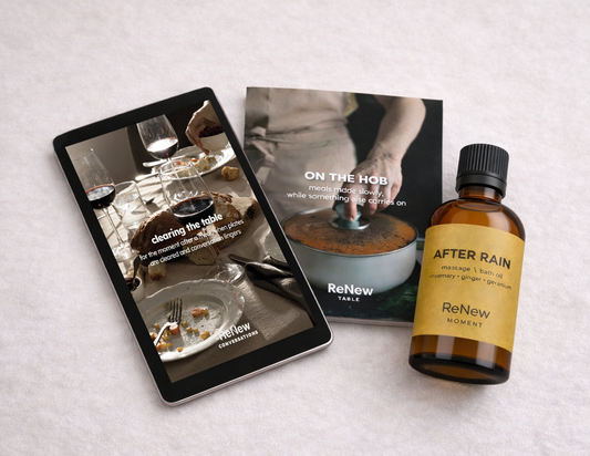 around the table \ gift set