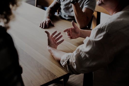 still here \ 10 conversation cards \ digital